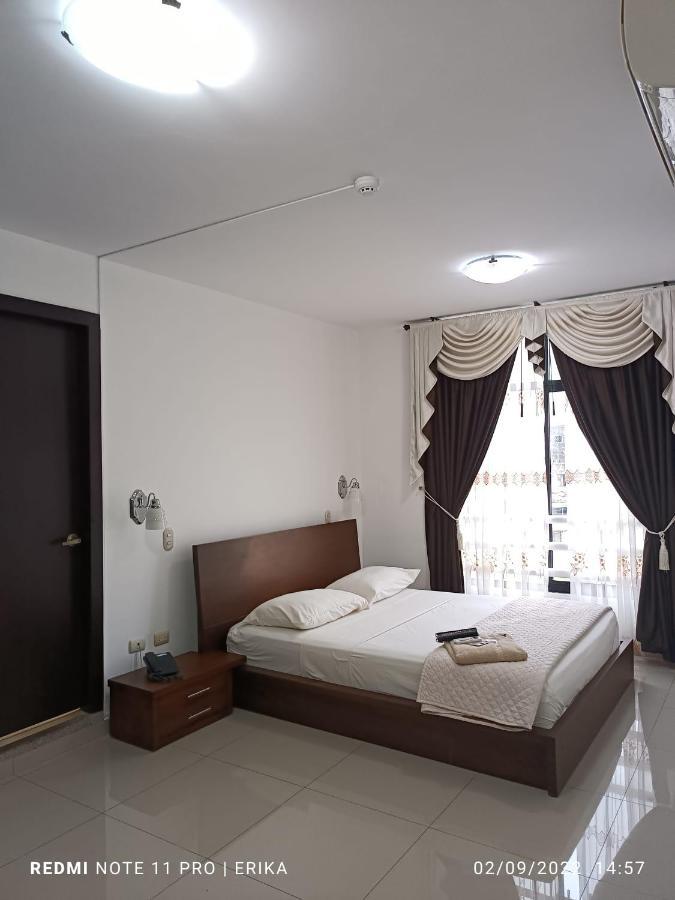 Hotel Quezada Hermanos Santo Domingo de los Colorados Ngoại thất bức ảnh