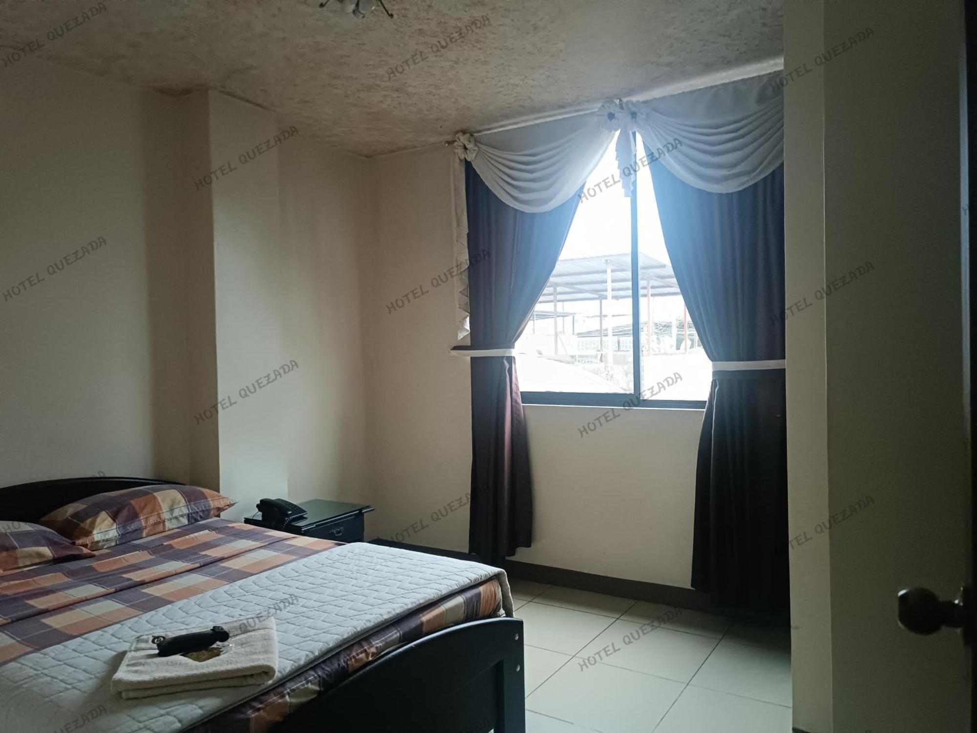 Hotel Quezada Hermanos Santo Domingo de los Colorados Ngoại thất bức ảnh